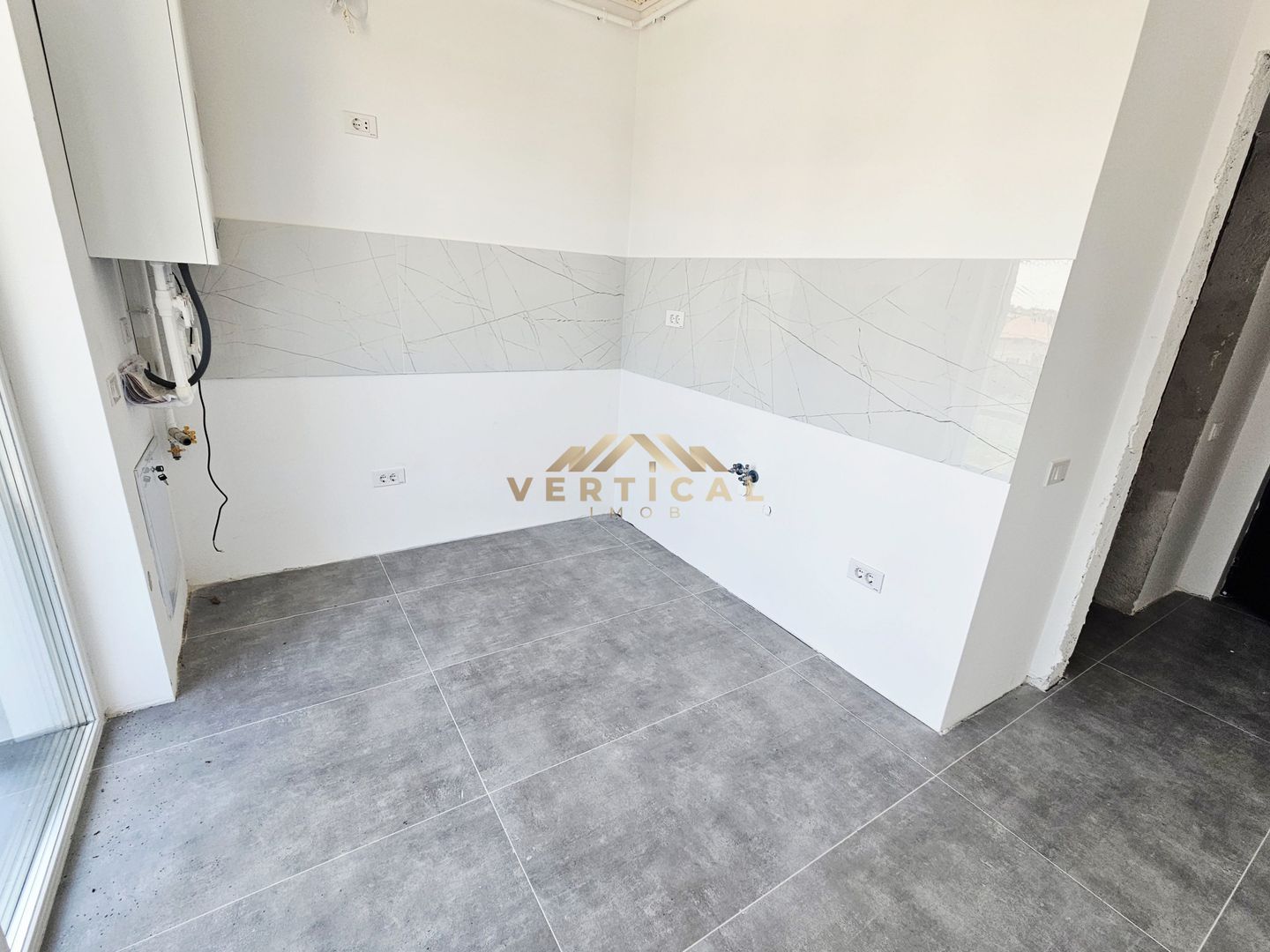 Garsoniera de vanzare - comuna Berceni - Poză 4