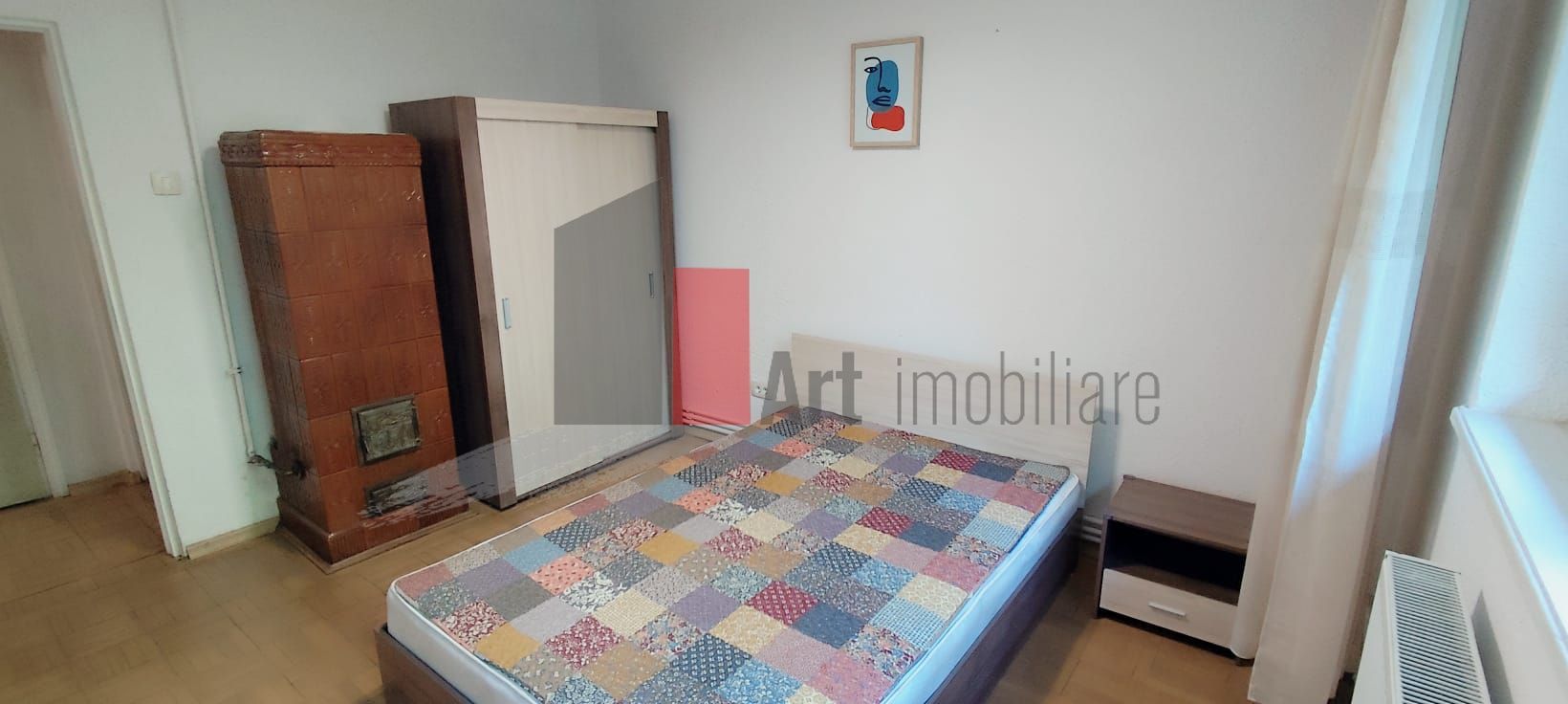 Apartament de vanzare cu 2 camere in zona Pajura. - Poză 23
