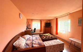 Casa spatioasa cu zona amenajata pentru ferma Cicarlau - Poză 15