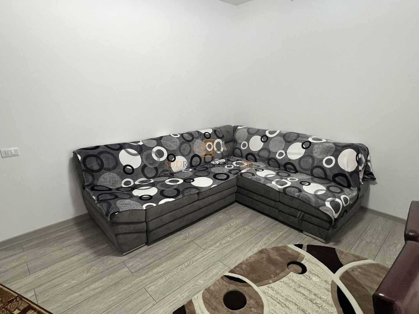 Apartament 2 camere, disponibil imediat, Metrou Aparatorii Patriei - Poză 3