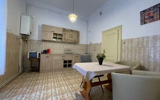Apartament de închiriat în Centrul Istoric - Poză 12