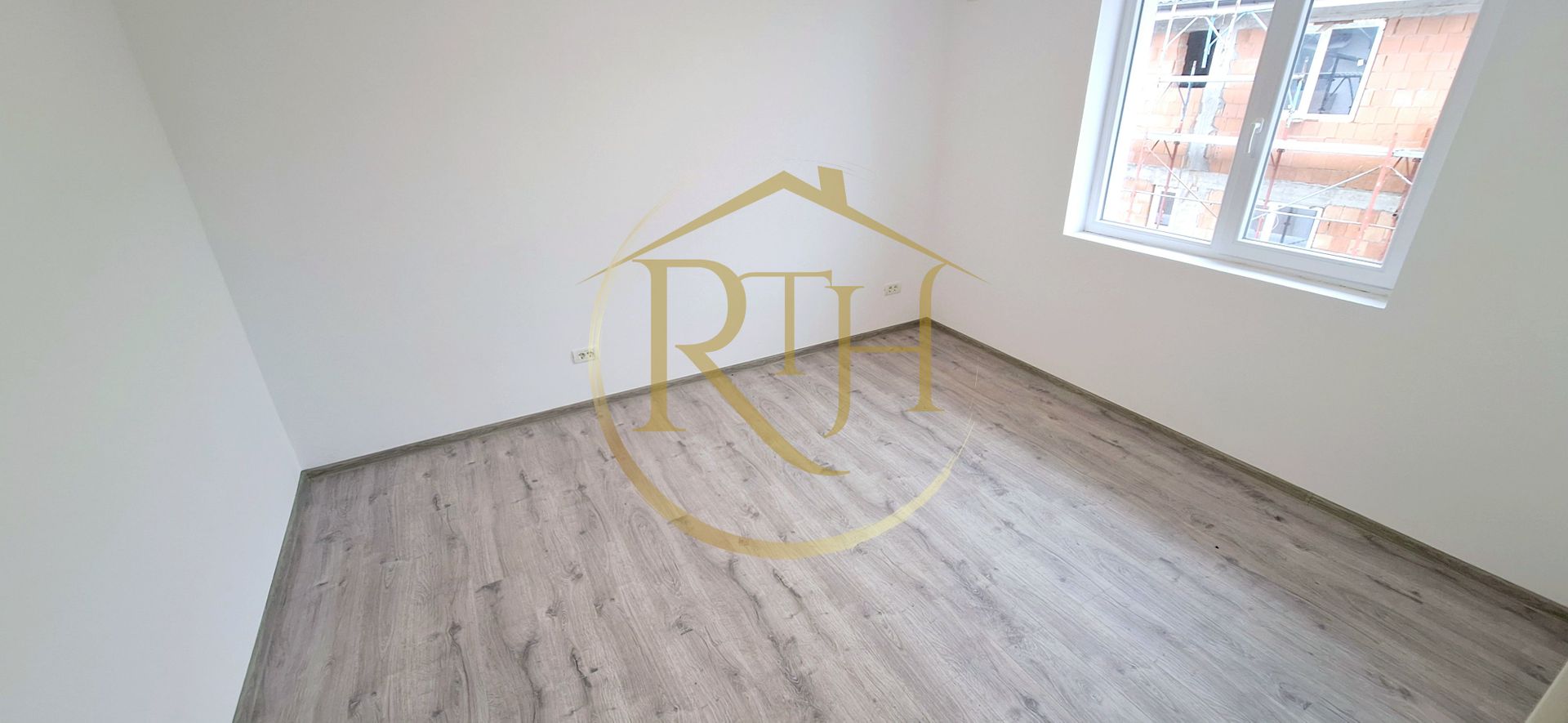 Oferim spre vanzare apartamente cu 1 si 2 camere, Giroc, Zona Centrala - Poză 4