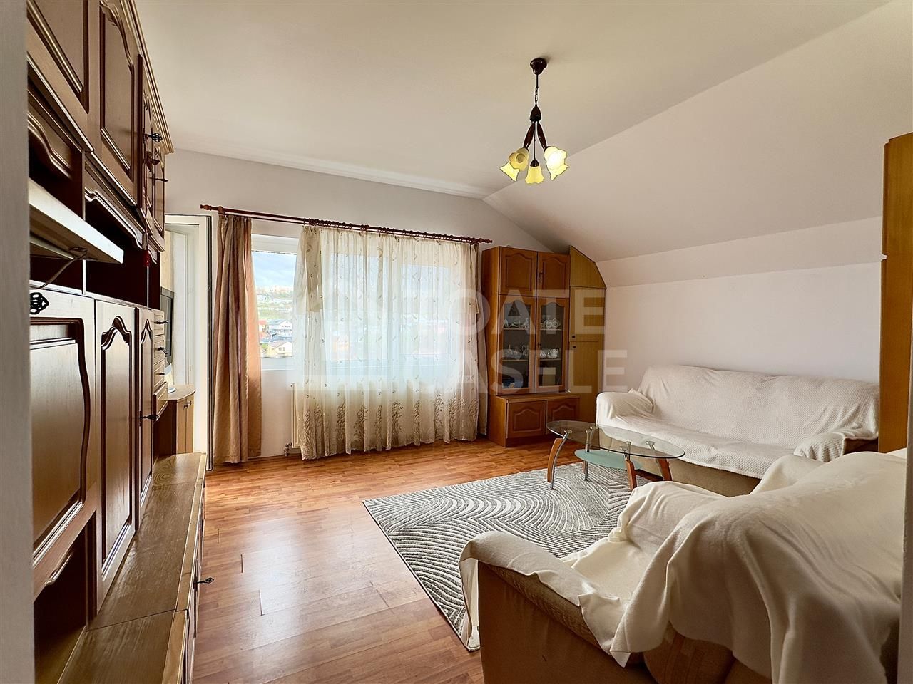Apartament cu 2 camere si balcon generos – Cluj-Napoca, zona Kaufland - Poză 1