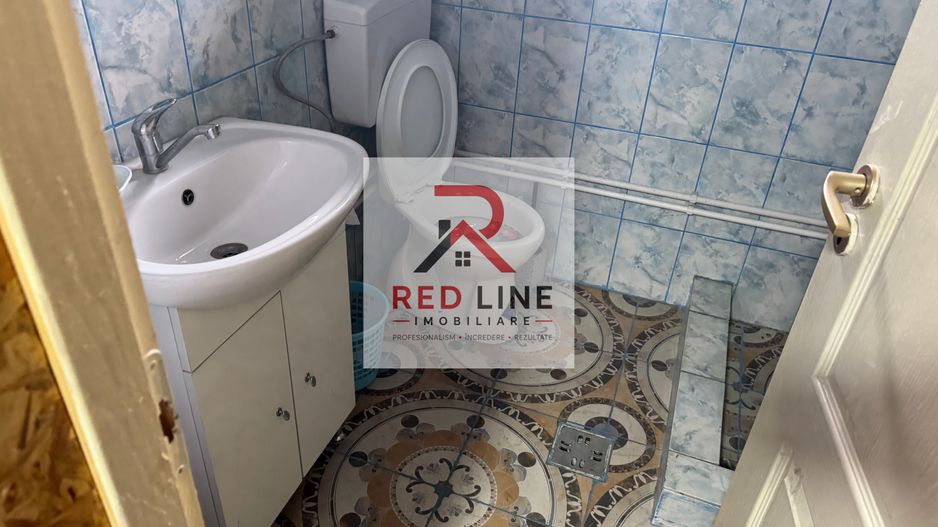 Casă cu anexe de vânzare în Sat Roșiori, Comuna Vânători, jud. Mehedinți - Poză 6