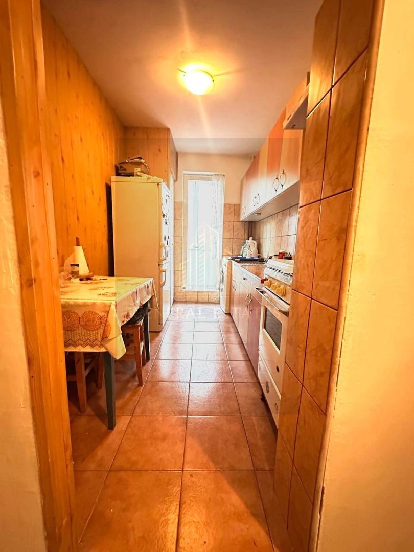 Apartament cu 3 cam ideal pentru locuit sau investiție Cartier Noua - Poză 3