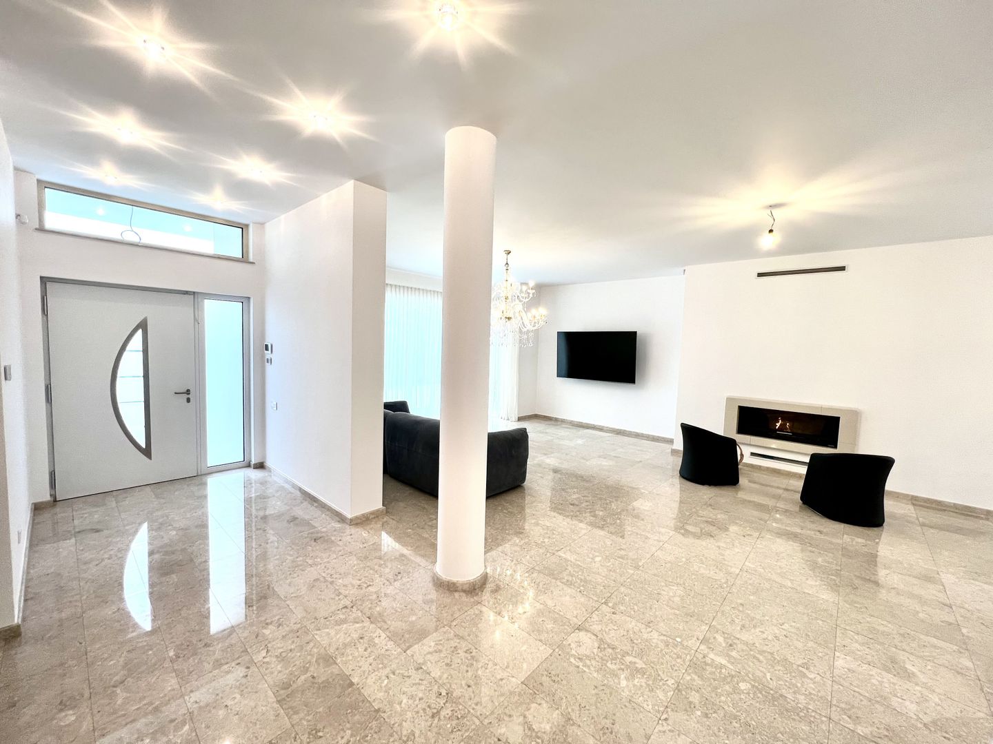 Proprietate deosebita suprafete generoase 580 mp teren 2076 mp - Poză 7