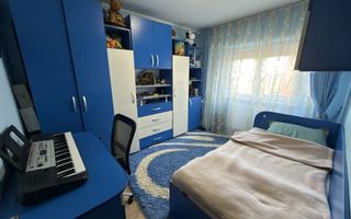 BRASADAS vinde ap 3 cam etaj 4/4 in Micro 17. - Poză 2
