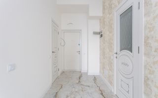 Vânzare, apartament cu 2 camere în Complexul Oasis - Poză 13