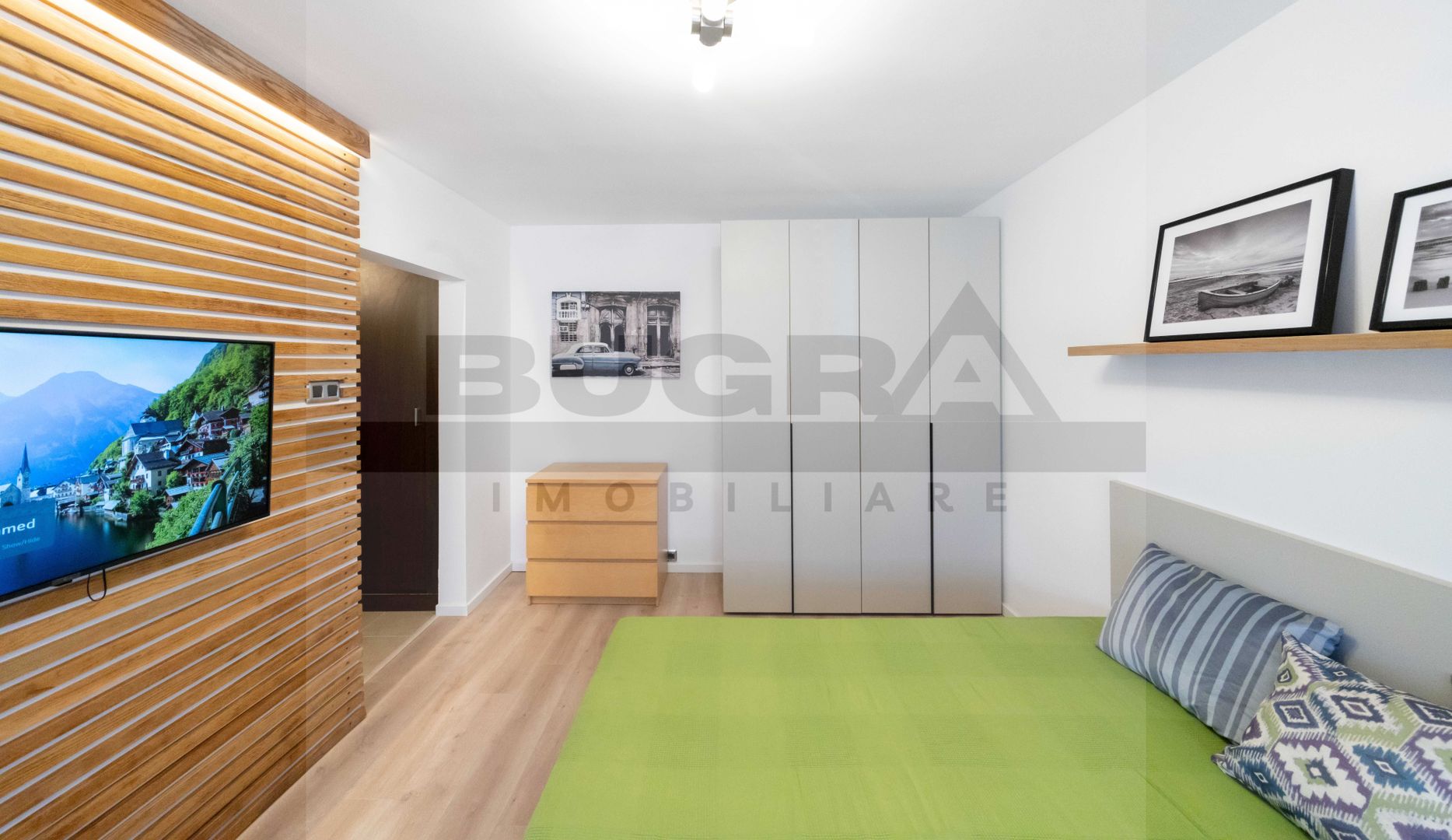 Garsoniera moderna, mobilata, zona UMF - Poză 2