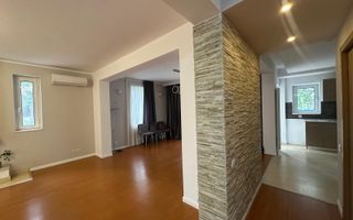 Vila 6 camere || Erou Iancu Nicolae || Garaj - Poză 9