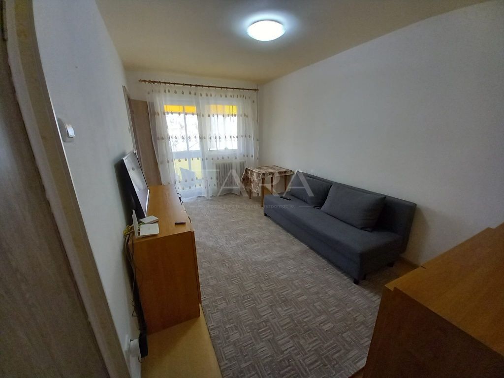 Garsonieră cu balcon, etaj intermediar. - Poză 2