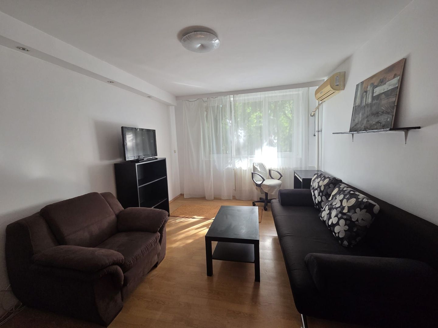 AP.2 CAMERE- APARATORII PATRIEI, PET-FRIENDLY, REABILITAT, METROU - Poză 1