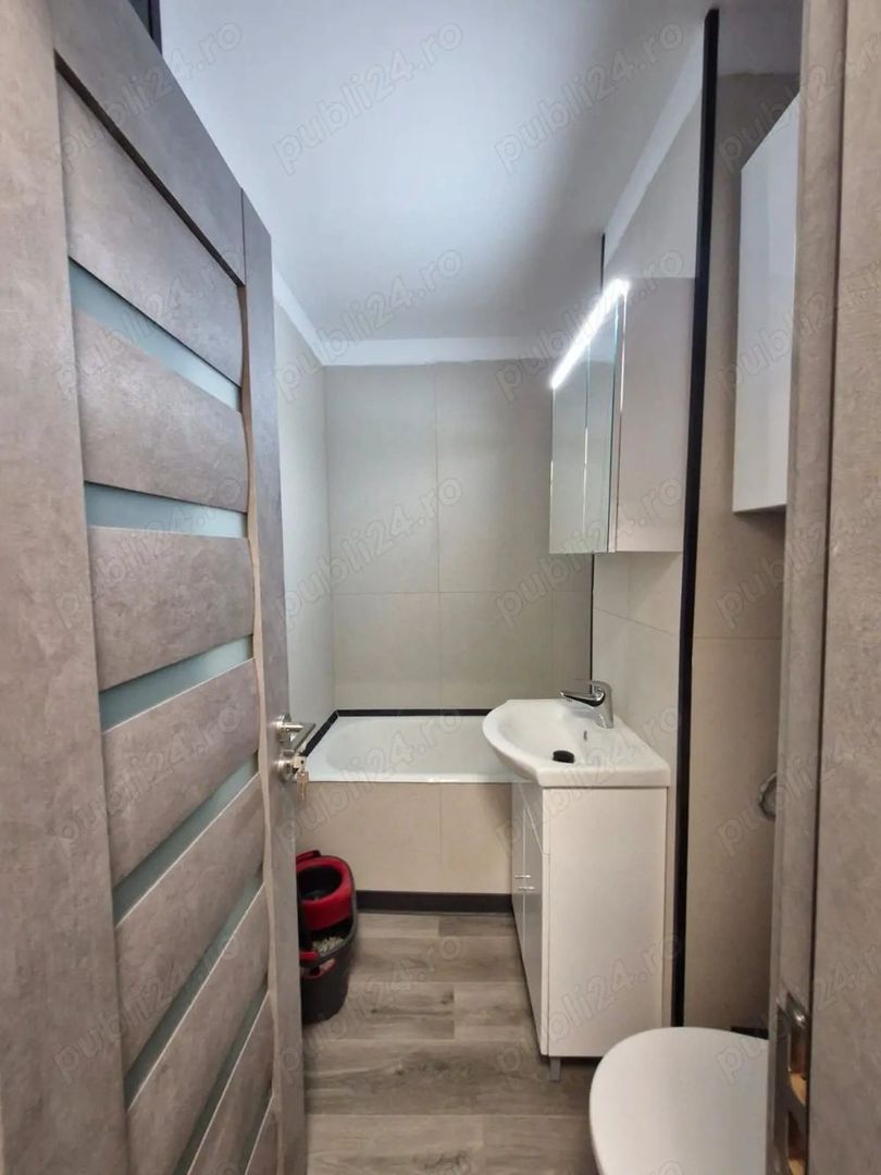 Garsonieră renovată 2025, parter, mobilată complet, zona Titan - Poză 4