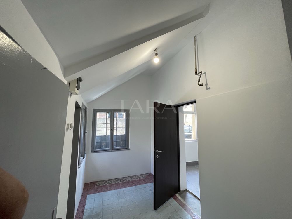 De vânzare imobil situat semicentral - Poză 5