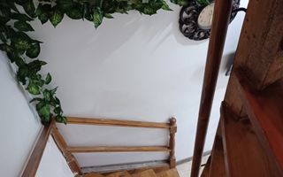 Casa insiruita de vanzare cu 4 camere in zona Centrala - Poză 10