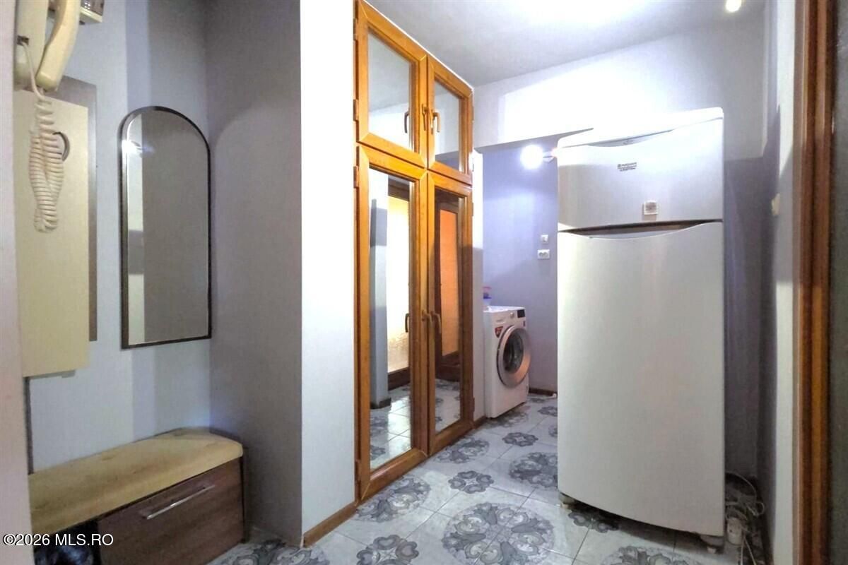 Far - Parc, 2 camere decomandate, 2 balcoane, 56 mp, centrala gaz! - Poză 3
