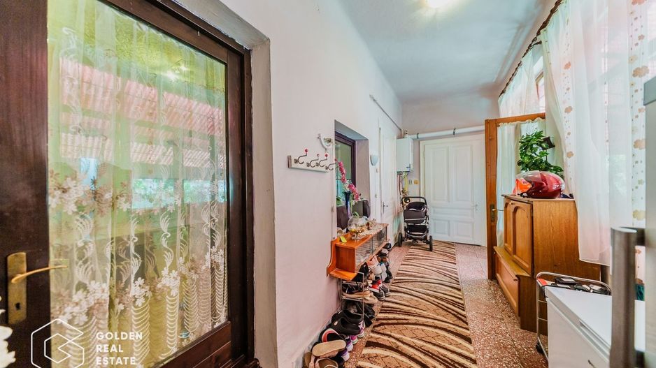 Casa foarte spatioasa cu gradina si gospodarie, Santana - Poză 15