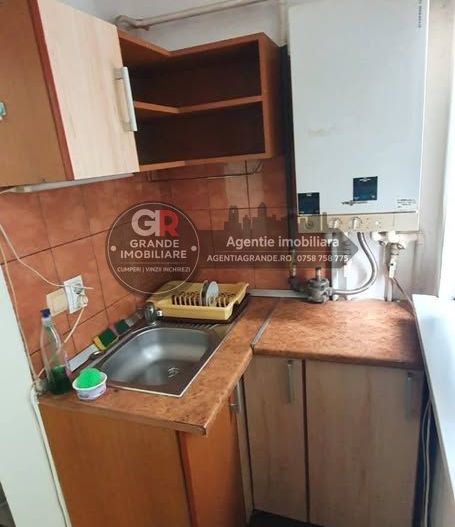 Str. Podgoriilor Garsoniera 40 mp parter - de inchiriat - Poză 4