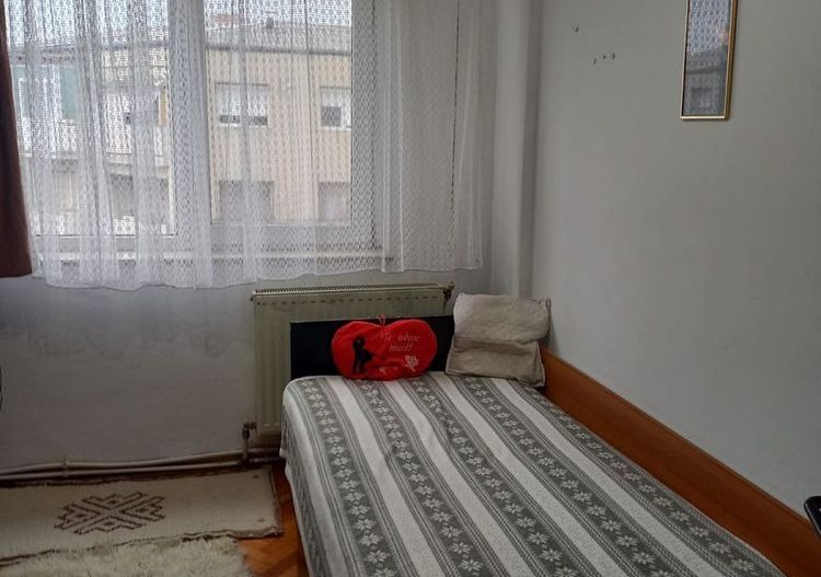 Vand Apartament 3 camere, Micro 16 Satu Mare - Poză 4