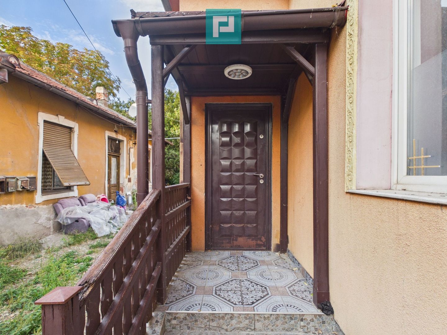 Birou 70 mp cu terasă și 2 parcări - Poză 12