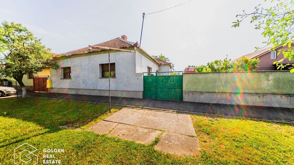 Casa din caramida, 3 camere. teren 1080, Bujac - Poză 2