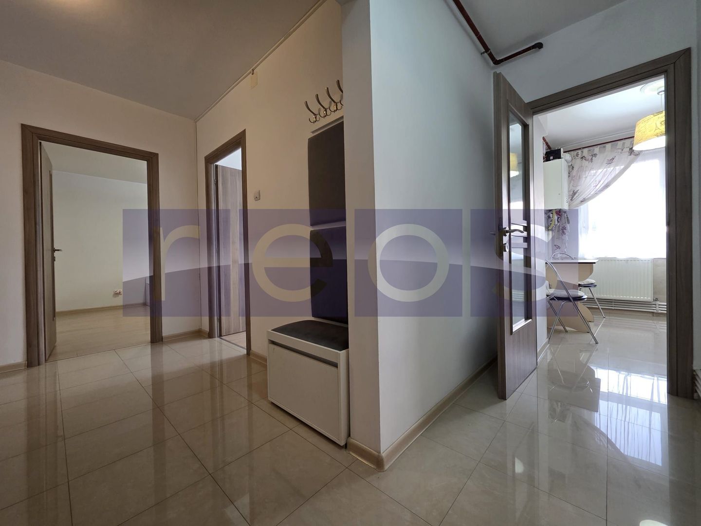 INCHIRIERE -2 CAMERE -DECOMANDAT -PARCARE -CENTRALA PROPRIE - Poză 8