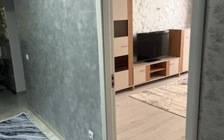 De închiriat apartament cu 2 camere în Micro 17, etaj 2, 450 euro - Poză 3