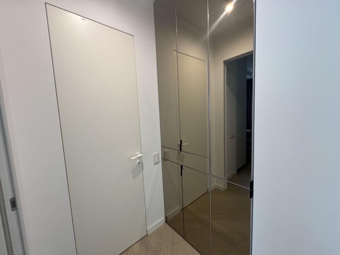 Apartament 2 camere Cortina North - Poză 3
