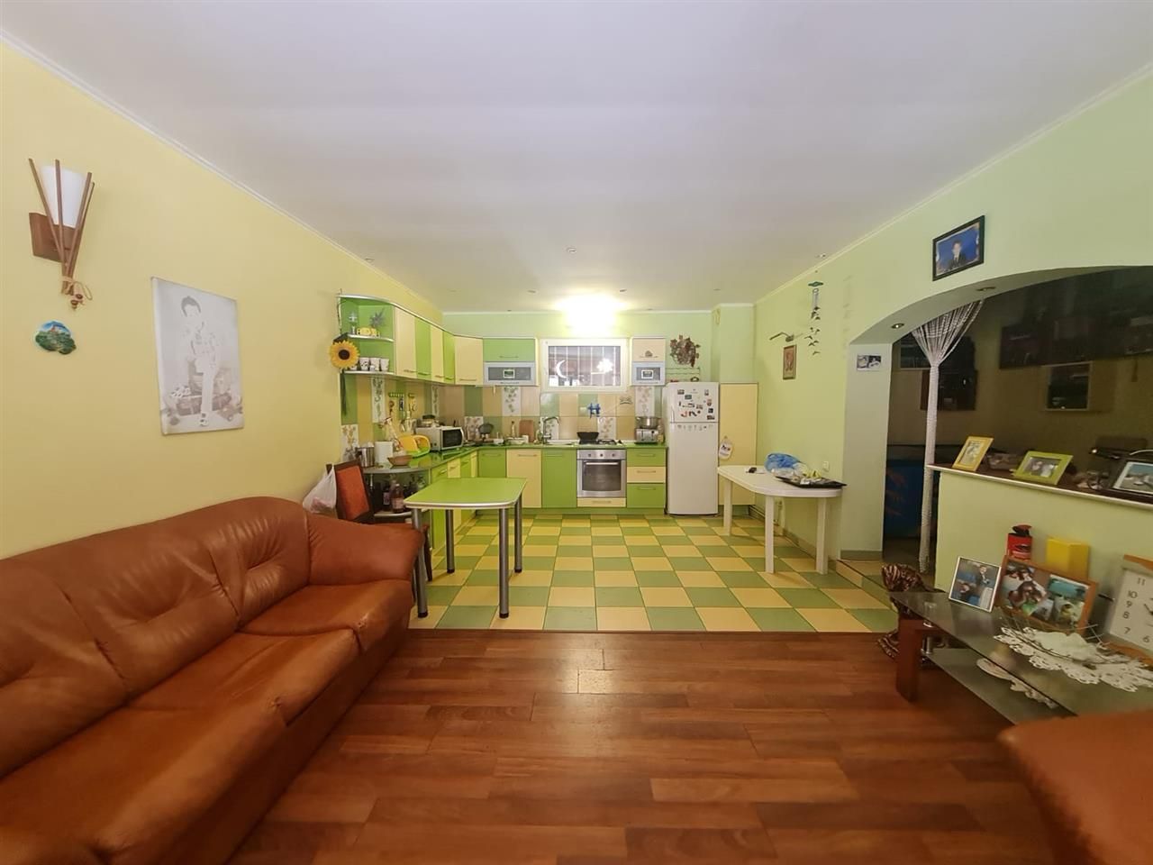 Vila multifunctionala in Predeal - oportunitate  resedinta si/sau afacere - Poză 2