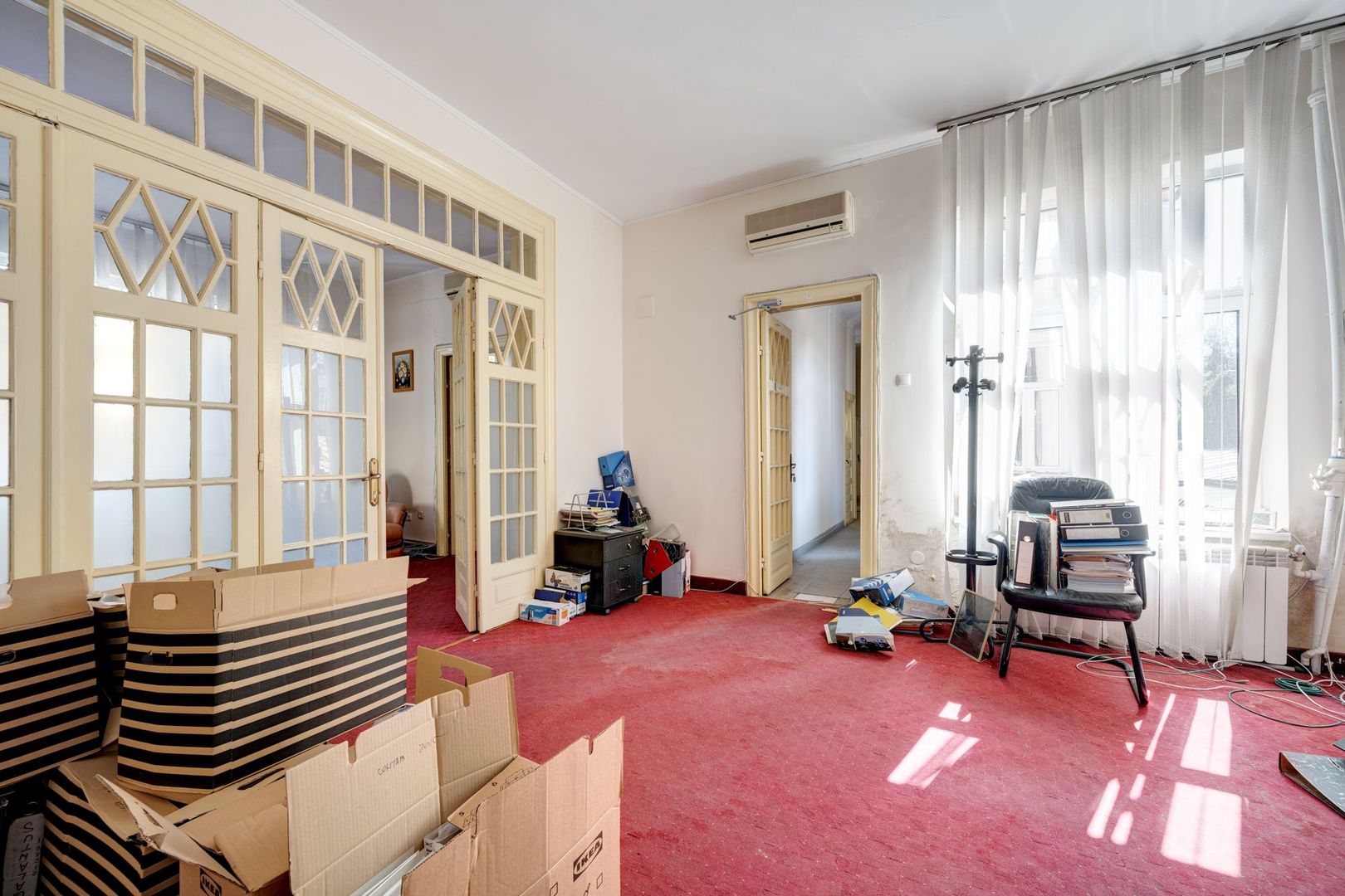 ULTRACENTRAL - Vilă UNICĂ și cu POTENȚIAL uriaș, o poveste de succes - Poză 2