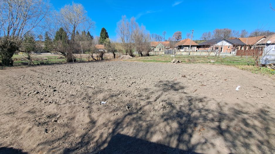 Două case de vanzare cu teren 1553 mp Reci - Poză 6