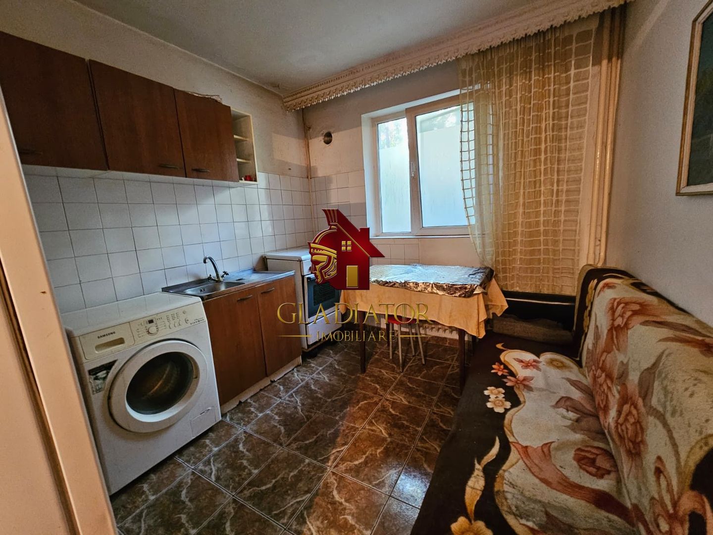 Apartament 2 camere Tudor Vladimirescu Tatarasi strada Ciurchi nu rata - Poză 2