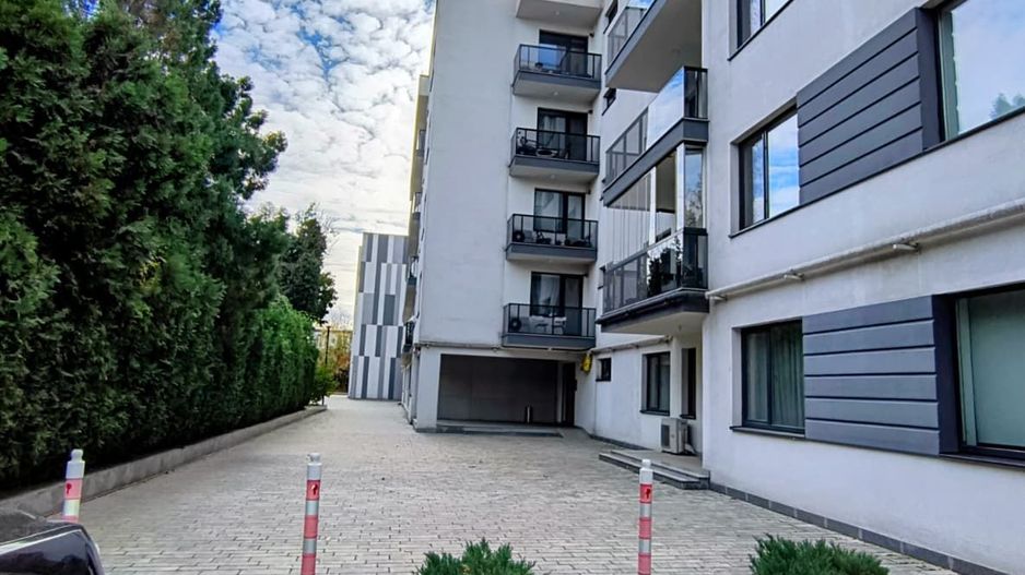 Iancu Nicolae- Gradina Zoologica- Jolie Ville- Loc parcare - Poză 15