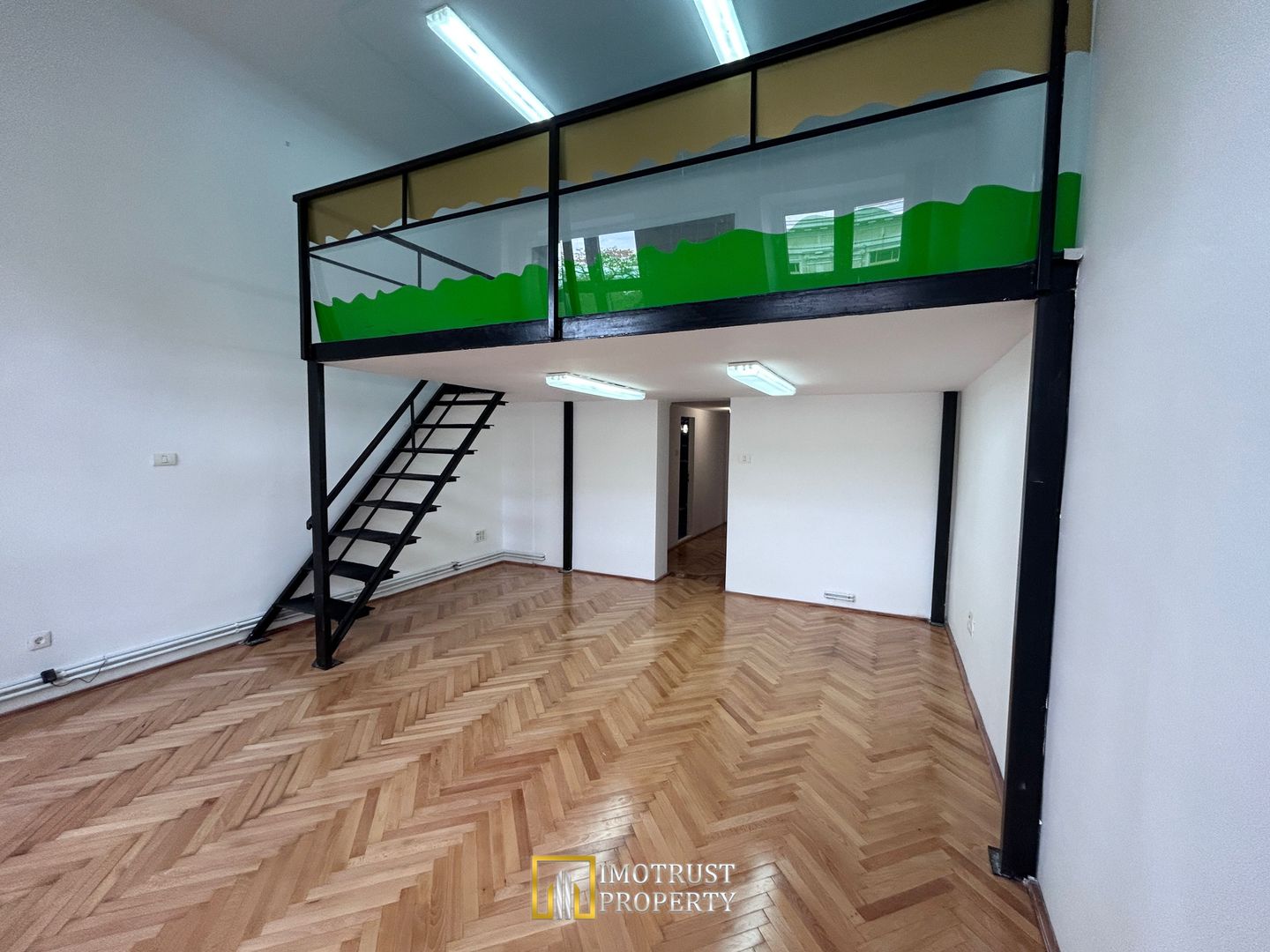 De inchiriat spatiu birouri – Ultracentral, Arad - Poză 1