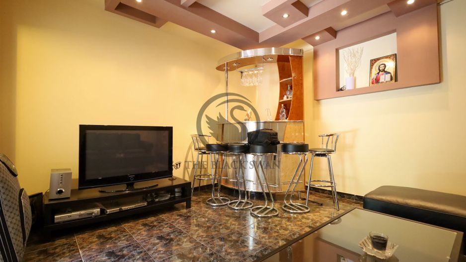Casa/Vila 5 camere cu spațiu comercial de vanzare | Sud, Ploiesti - Poză 7