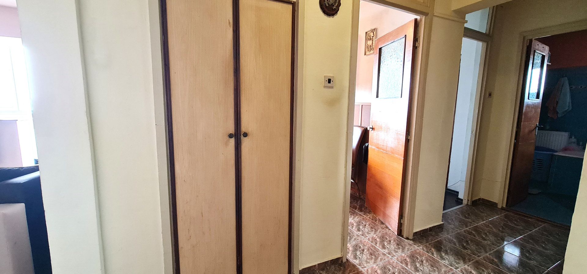 Apartament 2 camere decomandat cu priveliste zona Spitalul Judetean - Poză 14