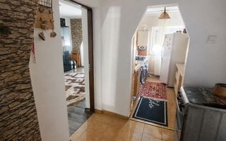 Apartament 2 camere, decomandat – Tomești(Bloc reabilitat) - Poză 3