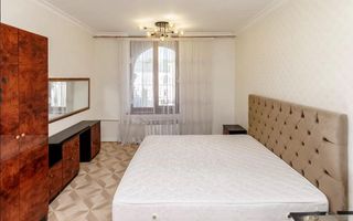 Chirie, apartament,  3 camere, bd. Ştefan cel Mare şi Sfînt, Centru - Poză 5