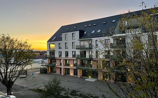 Apartament premium 3 camere în Țiglari cu vedere la lac și terasă - Poză 9