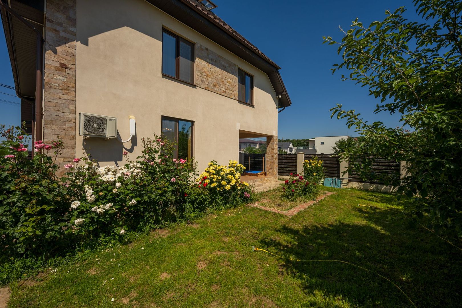 Vila Individuala Voluntari Pipera - Matei Millo - LOT 360 MP  P+1E+POD - Poză 1