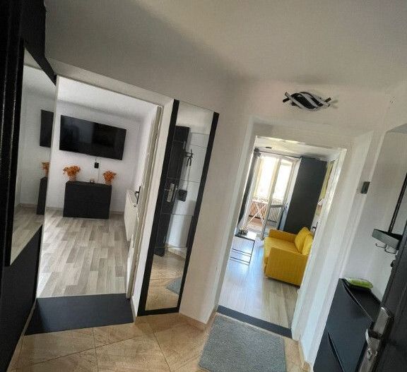 Apartament 2 camere decomandat, Centrală Proprie, Piata Unirii - Poză 2