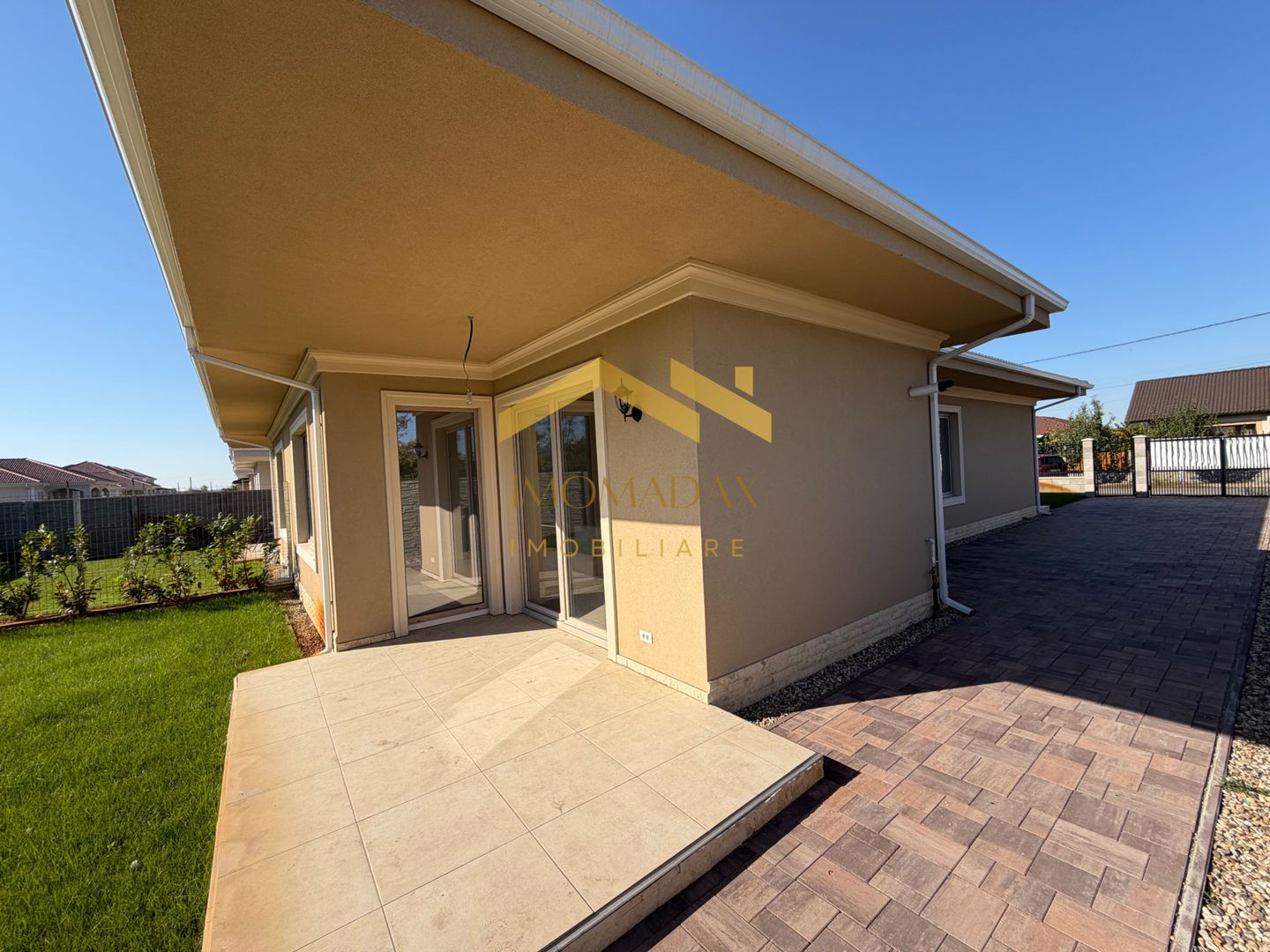 Mosnita Noua-Duplex Finalizat-Curte Amenajata - Poză 2