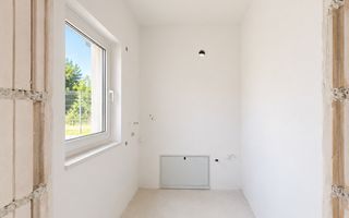 Duplex 4 camere -intabulat- teren 300 mp  -Locație Centrală, Sura Mică - Poză 3