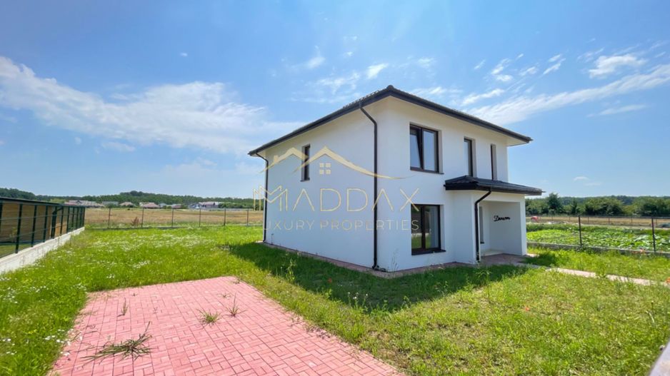 Vila Premium_P+1**5 Camere**Teren 704 mp**Langa Padure//Balotesti - Poză 1