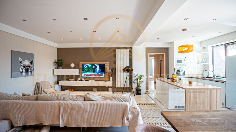 Apartament 3 camere Palazu Mare – 121 mp cu vedere la lac si parcare - Poză 1