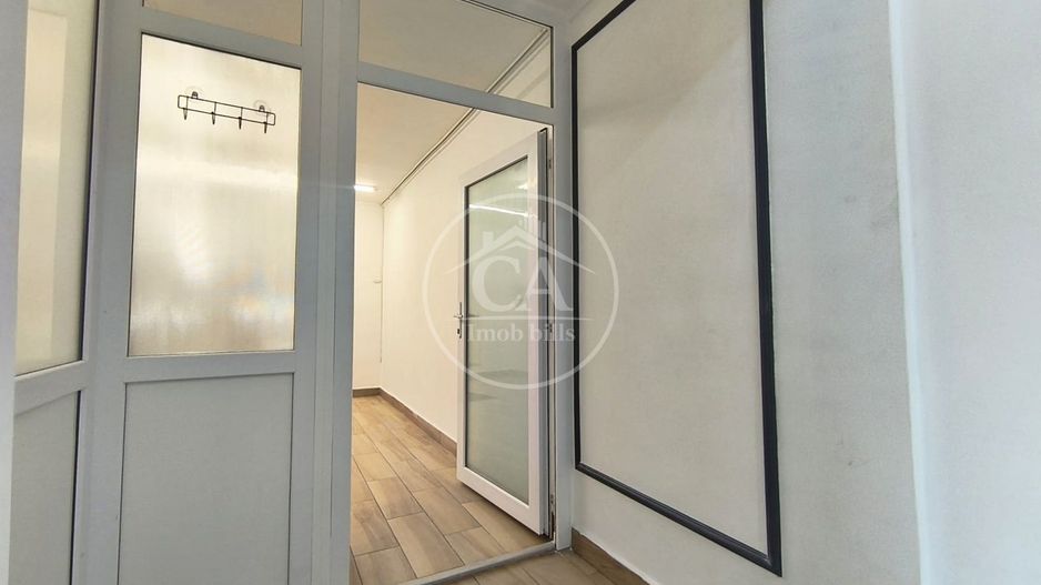 Spatiu comercial de inchiriat cu 1 camera in zona Iosia-Nord, Oradea - Poză 4