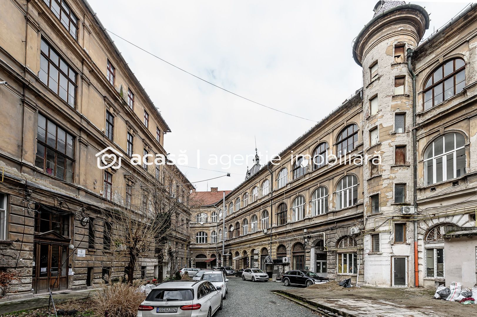 Apartament contemporan în Palatul Neumann, Arad. - Poză 3