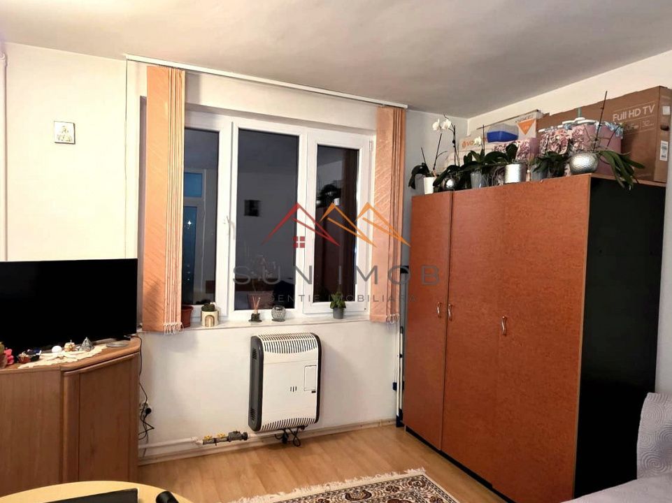 Garsoniera, 20 mp utili, etaj 1, mobilata, Campina, Prahova - Poză 2