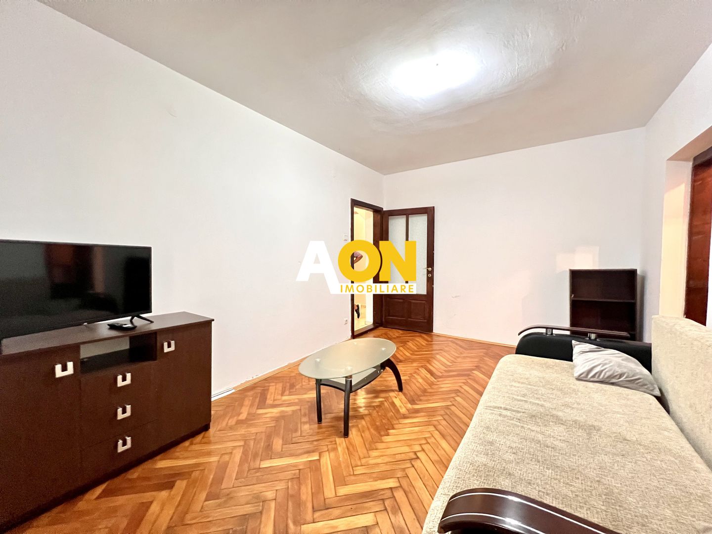 Apartament 2 Camere | 40 mp | ETAJ INTERMEDIAR | Zona Cetate - Poză 2
