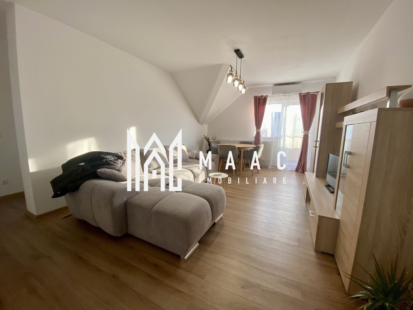 Apartament 2 camere | Etaj 3 | Balcon | Parcare | Selimbar - Poză 1